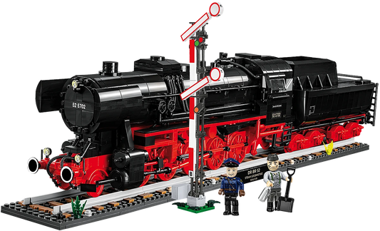 DR BR 52 Steam Locomotive & Railway Semaphore